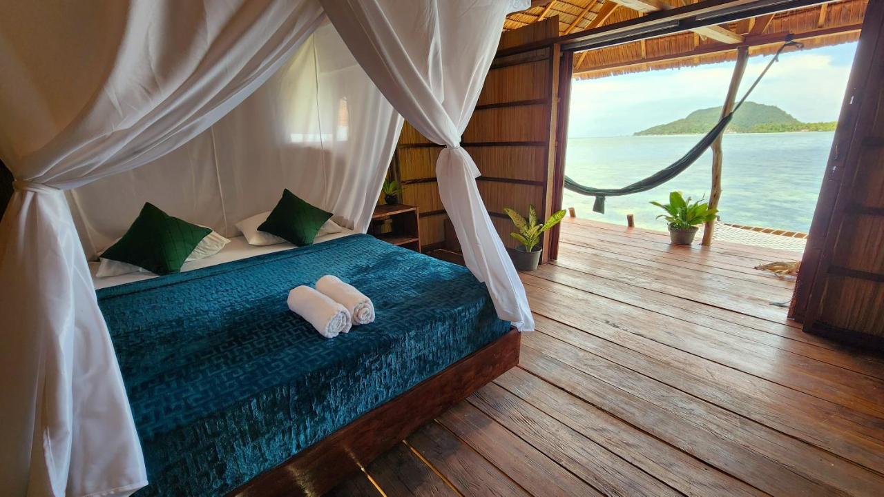 Mansuar Raja Ampat Bungalows Kri 외부 사진