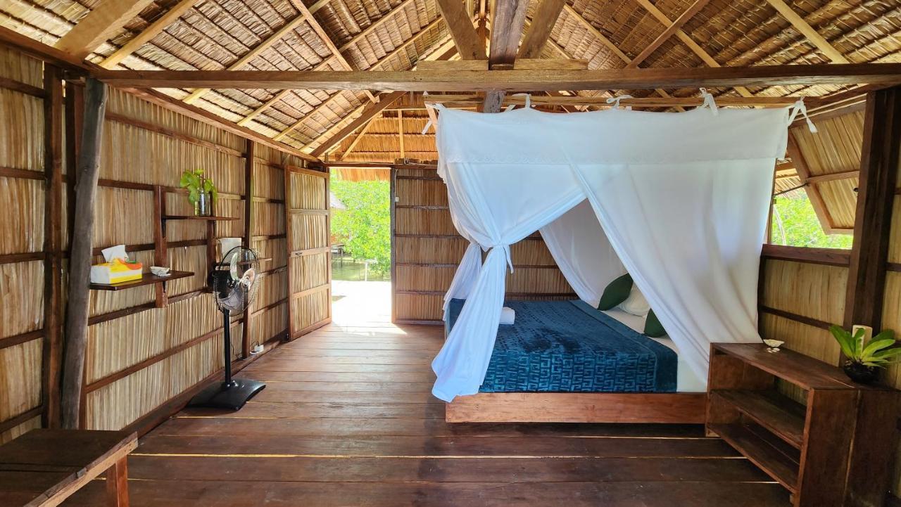 Mansuar Raja Ampat Bungalows Kri 외부 사진